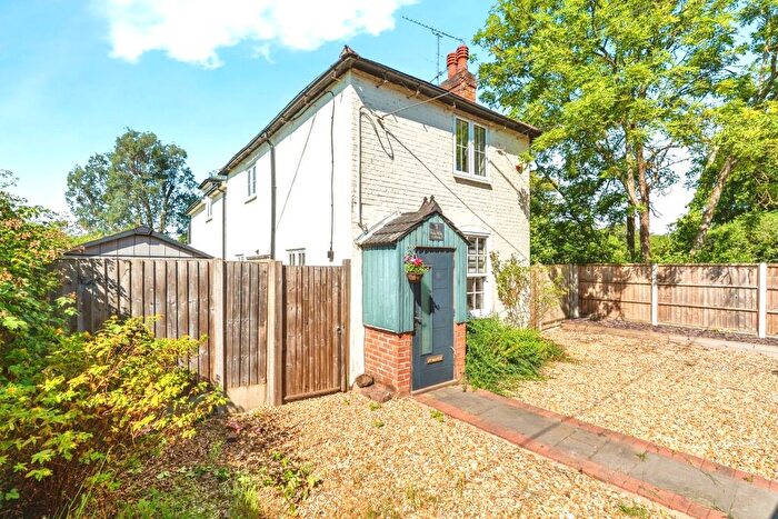 4 Bedroom Detached House For Sale In Bury Farm Cottage, Bury Road, Marchwood, Southampton, SO40