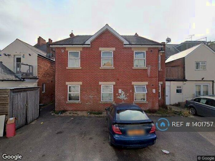 2 Bedroom Flat To Rent In Christchurch Road, Bournemouth, BH7