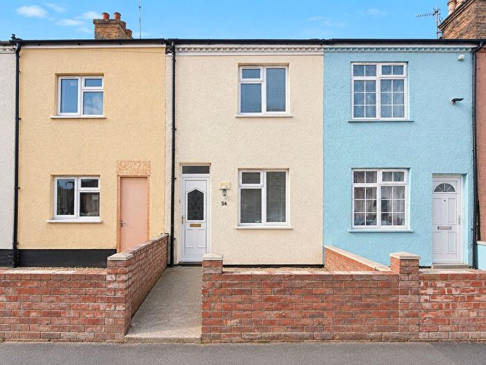 3 Bedroom Terraced House For Sale In Gladstone Street, Peterborough, PE1