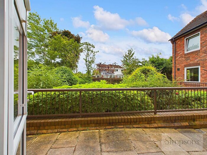 1 Bedroom Flat For Sale In Caldecott Road, Cygnet Court Caldecott Road, OX14