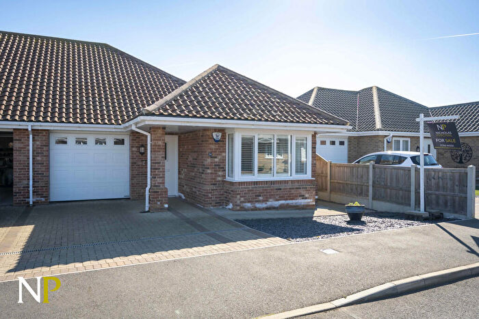 2 Bedroom Semi-Detached Bungalow For Sale In Avocet Place, Thorrington, Colchester, CO7