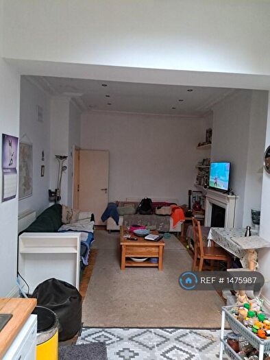 1 Bedroom Flat To Rent In Parkhurst Road, London, N7