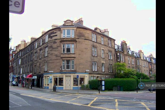 3 Bedroom Flat To Rent In Morningside Road, Edinburgh, EH10