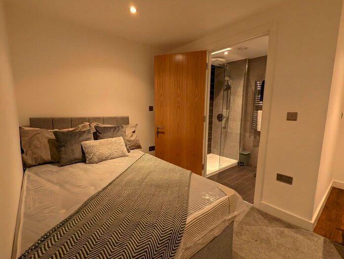 2 Bedroom Flat To Rent In Earl Street, Sheffield, S1