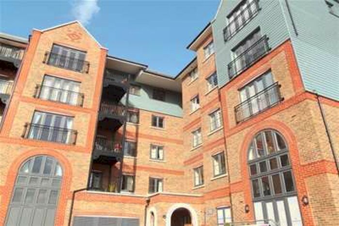 2 Bedroom Flat To Rent In Cannons Wharf, Tonbridge, TN9