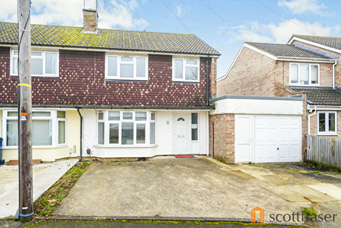 5 Bedroom Semi-Detached House To Rent In Moody Road, Headington, OX3