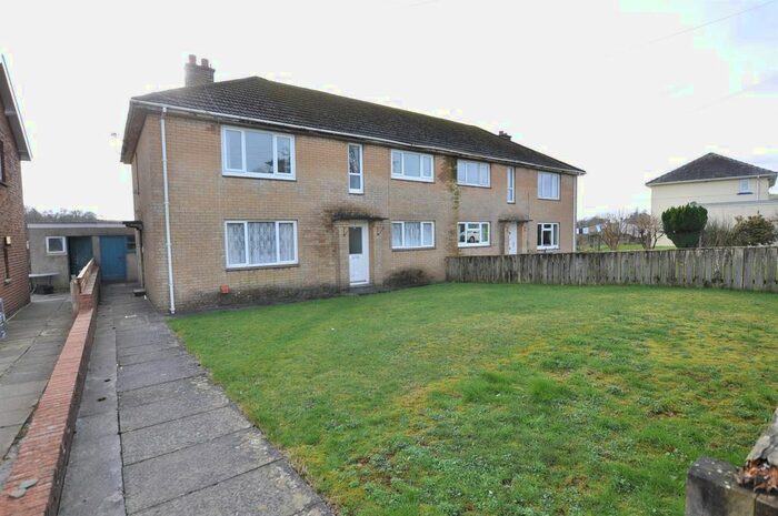 2 Bedroom Flat For Sale In Tawelan, Nantgaredig, Carmarthen, SA32