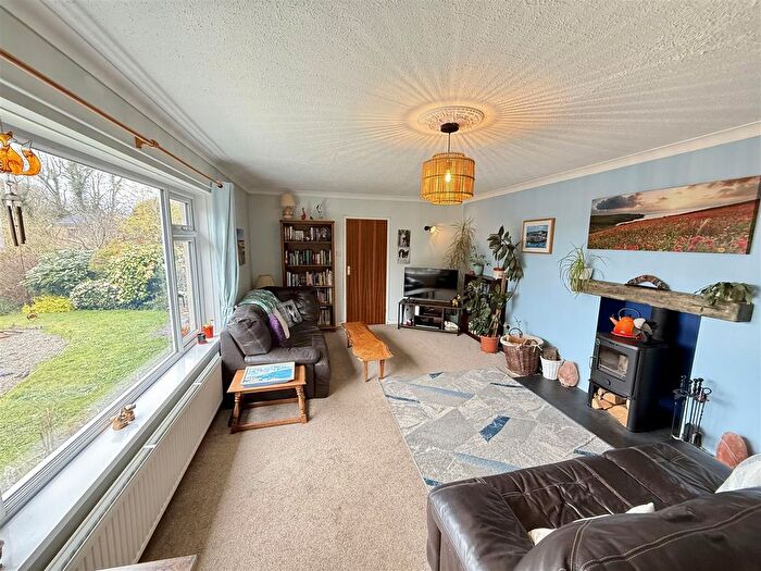 2 Bedroom Detached Bungalow For Sale In Forest Road, Lampeter, SA48