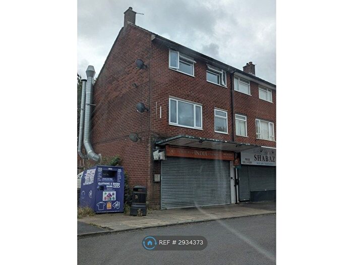 2 Bedroom Flat To Rent In Whitefield, Manchester, M45
