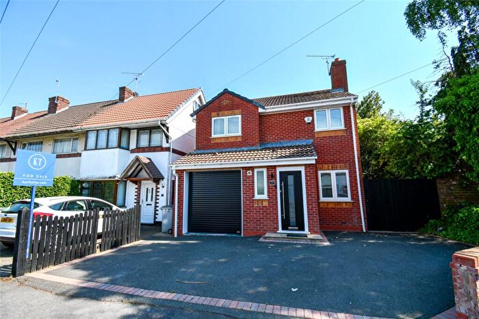 4 Bedroom Detached House For Sale In Bridgenorth Road, Pensby, Wirral, CH61