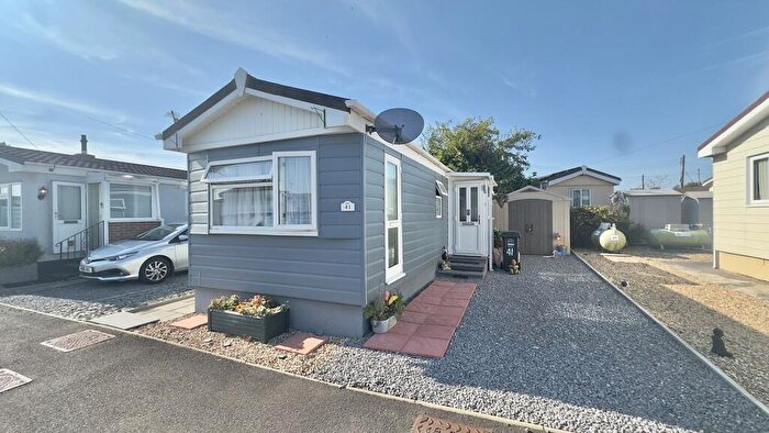 1 Bedroom Park Home For Sale In Hutton Park, Weston-super-Mare, BS24