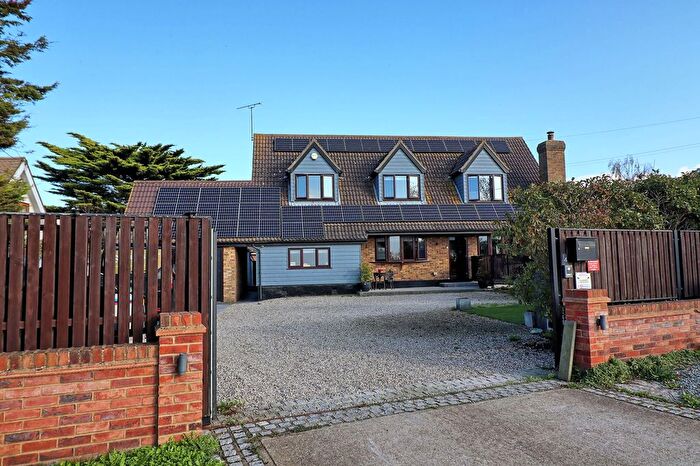 5 Bedroom Detached House For Sale In Main Road, St. Lawrence, Southminster, CM0