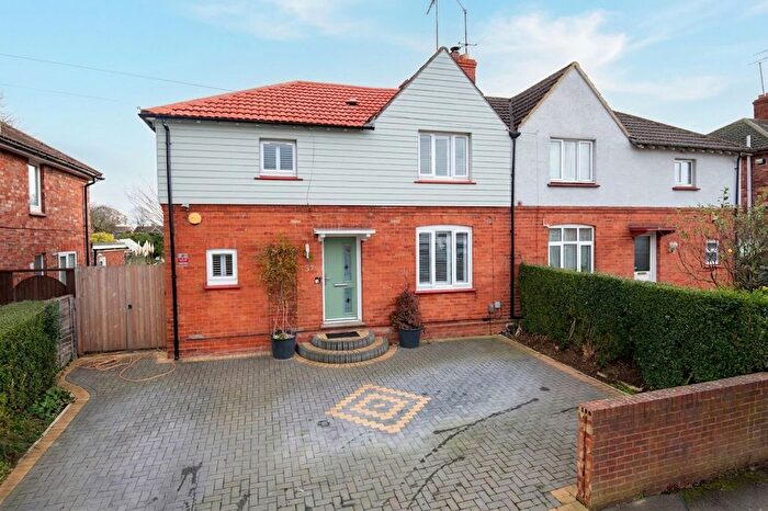 3 Bedroom Semi-detached House For Sale In Abbey Road, Wellingborough, NN8