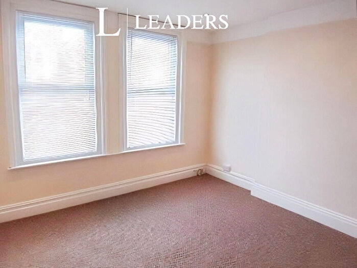 Studio To Rent In Parkwood Road, Bournemouth, BH5