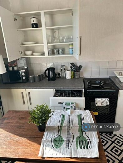 2 Bedroom Flat To Rent In Clarendon Road, Blackpool, FY1