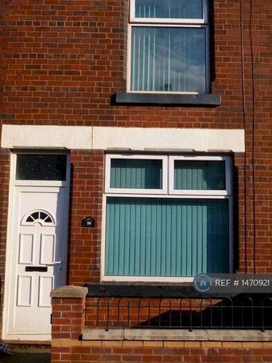 2 Bedroom Terraced House To Rent In Victoria Grove, Bolton, BL1