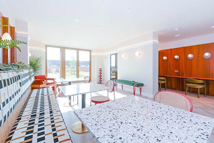 2 Bedroom Apartment To Rent In Bermondsey Heights, Bermondsey, SE15