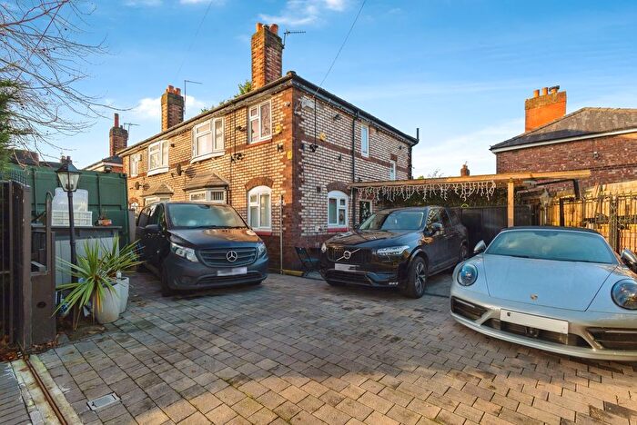 3 Bedroom Semi Detached House For Sale In Kingsway, Burnage, Manchester, Greater Manchester, M19