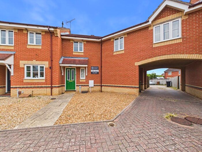 2 Bedroom Terraced House For Sale In Turnstone Way, Stanground, PE2