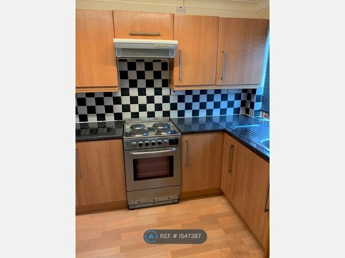 3 Bedroom Terraced House To Rent In Copinger Close, Canterbury, CT2