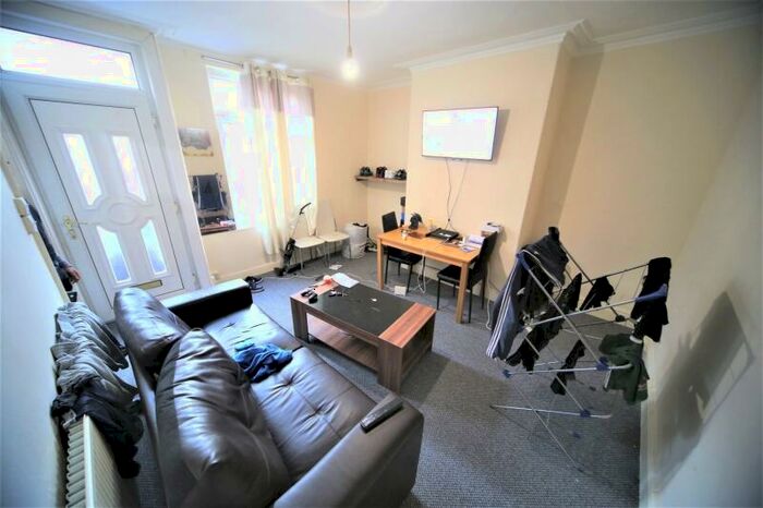 2 Bedroom Terraced House To Rent In Harold Road, Hyde Park, Leeds, LS6