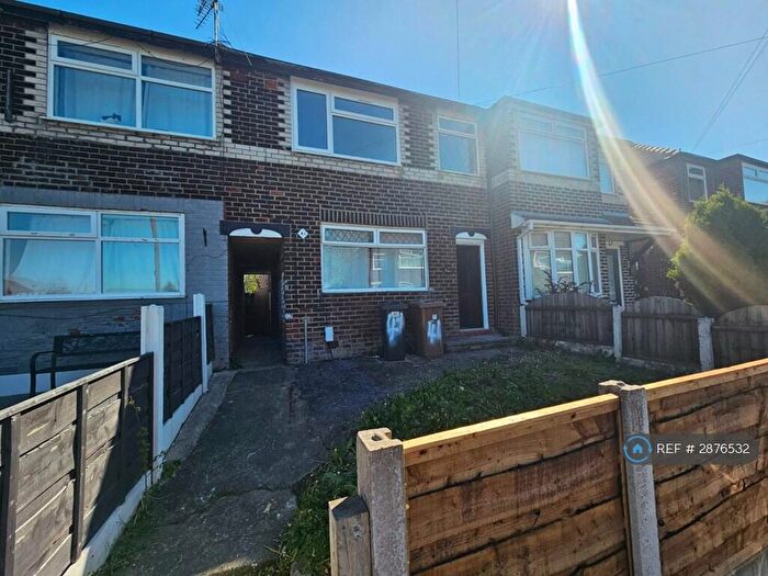 3 Bedroom Terraced House To Rent In Briarwood Avenue, Manchester, M43