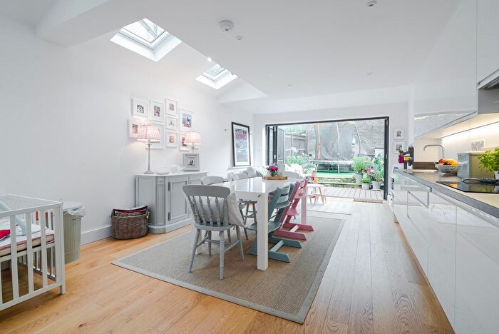 4 Bedroom Terraced House To Rent In Fullerton Road, Wandsworth, SW18