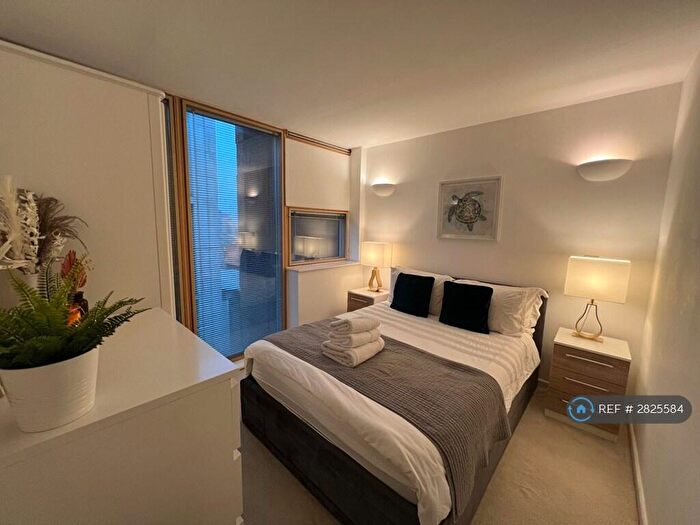 2 Bedroom Flat To Rent In West Point, Leeds, LS1