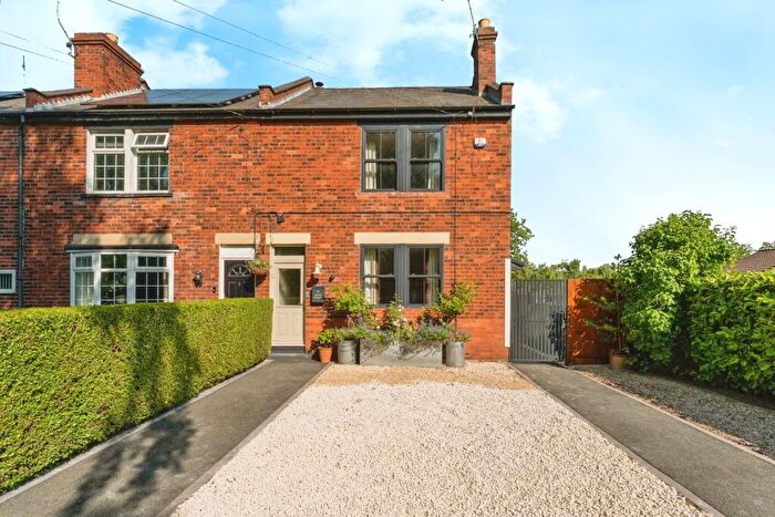 2 Bedroom End Of Terrace House For Sale In Station Road, Deeside, Clwyd, CH5