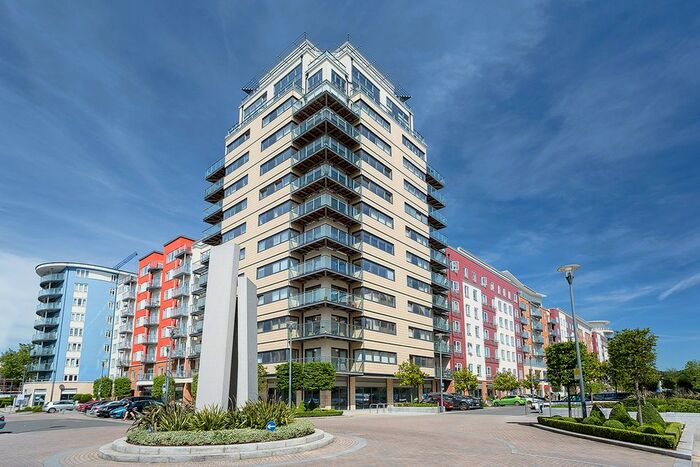 Studio To Rent In Pinnacle House, Beaufort Pk, Colindale, London, NW9