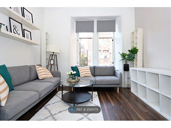 2 Bedroom Flat To Rent In Glasgow, Glasgow, G12