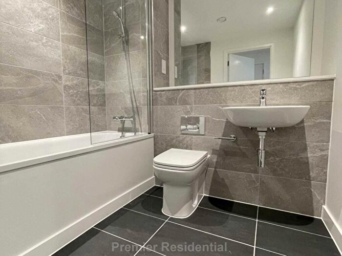 2 Bedroom Apartment To Rent In Waterhouse, Worrall Street, Salford, M5