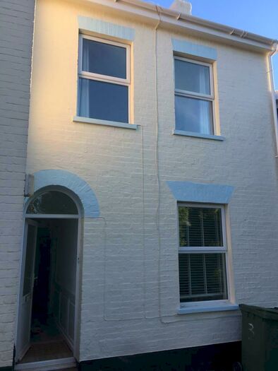 3 Bedroom House To Rent In Trafalgar Place, Exeter, EX4