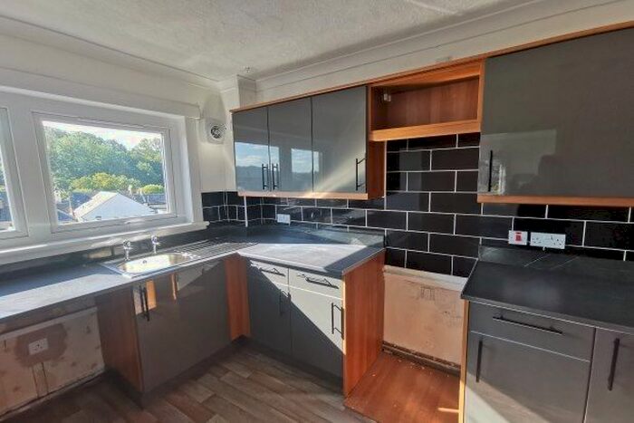 2 Bedroom Flat To Rent In West Church Street, Newmilns, KA16