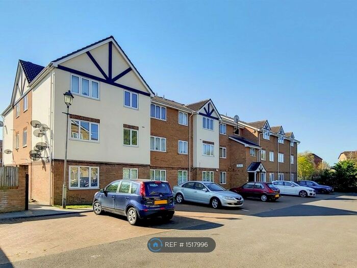 2 Bedroom Flat To Rent In Heathfield Drive, Mitcham, CR4