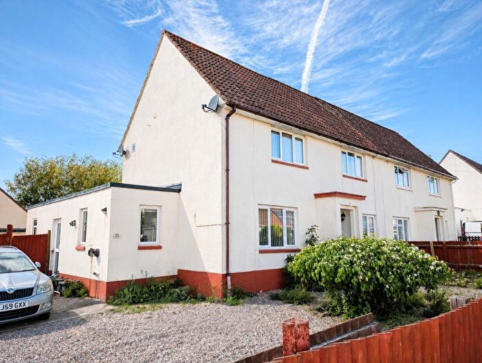 3 Bedroom Semi Detached House For Sale In Somerlea Estate, Cullompton, EX15