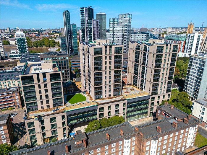 1 Bedroom Flat For Sale In Graphite Square, Nine Elms, SE11