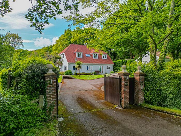 5 Bedroom Detached House For Sale In Fontley Road, Titchfield, Hampshire, PO15