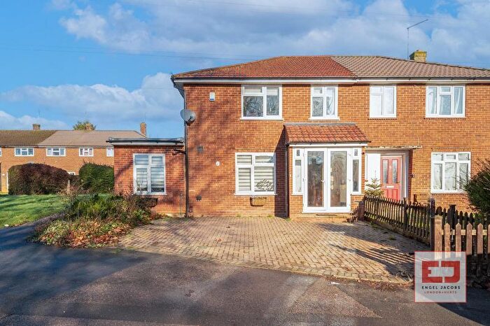 4 Bedroom Semi-Detached House For Sale In Crown Road, Borehamwood, WD6