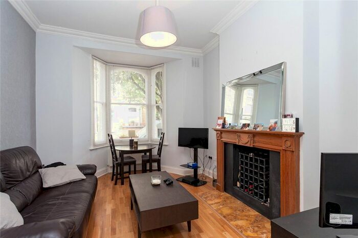 1 Bedroom Flat To Rent In Crossley Street, London, N7