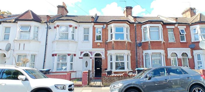 3 Bedroom Terraced House To Rent In Westminster Road, Edmonton, N9