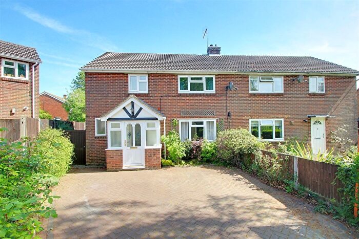 4 Bedroom Semi-Detached House To Rent In Palace Close, Kings Langley, WD4