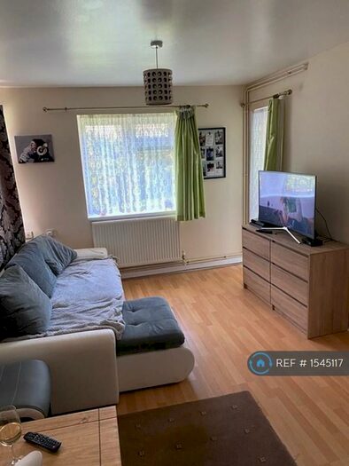 1 Bedroom Flat To Rent In Manor Road, Guildford, GU2