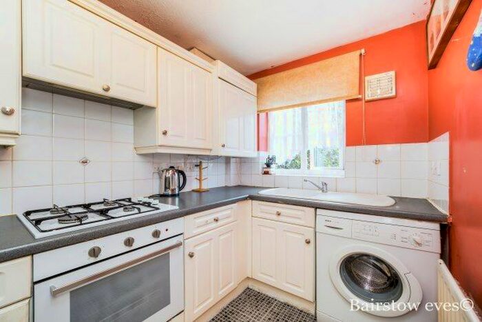 2 Bedroom Property To Rent In Stern Close, Barking, IG11