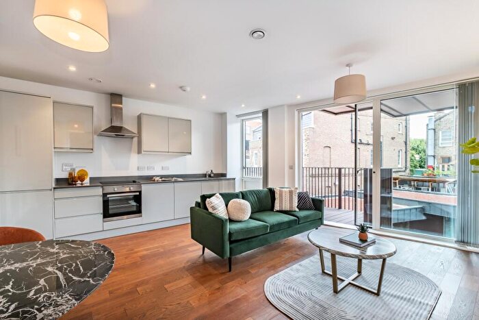 1 Bedroom Apartment To Rent In Gransden Avenue London, E8