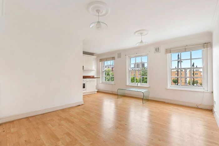 1 Bedroom Flat To Rent In Kingsland Road, Haggerston, E8