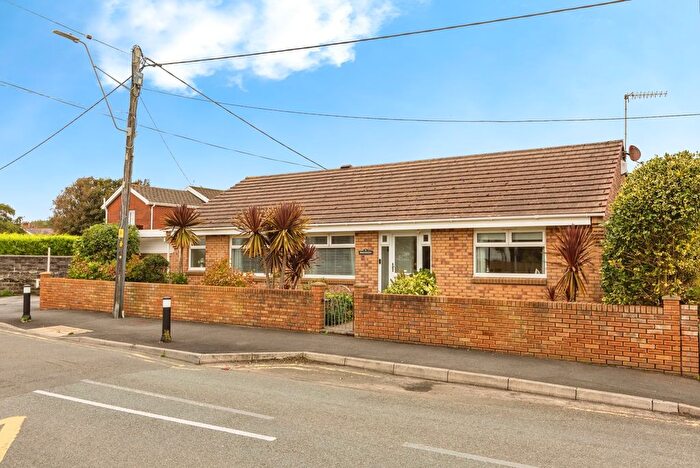 2 Bedroom Bungalow For Sale In Ashburnham Road, Pembrey, Burry Port, Carmarthenshire, SA16