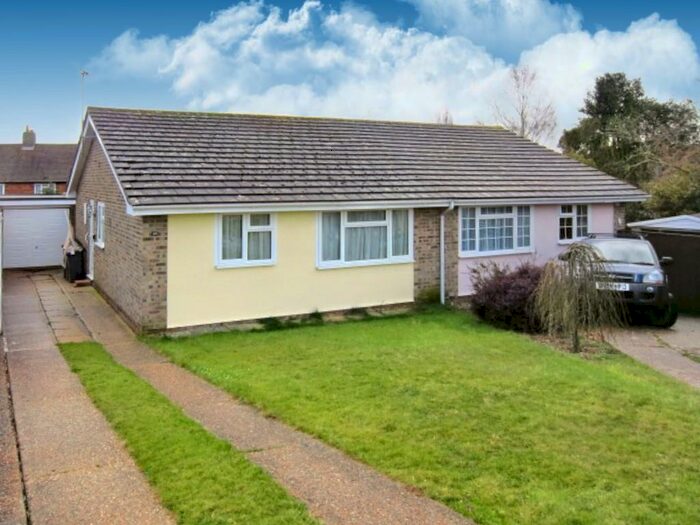 2 Bedroom Semi-Detached Bungalow To Rent In Herstmonceux, Hailsham, BN27