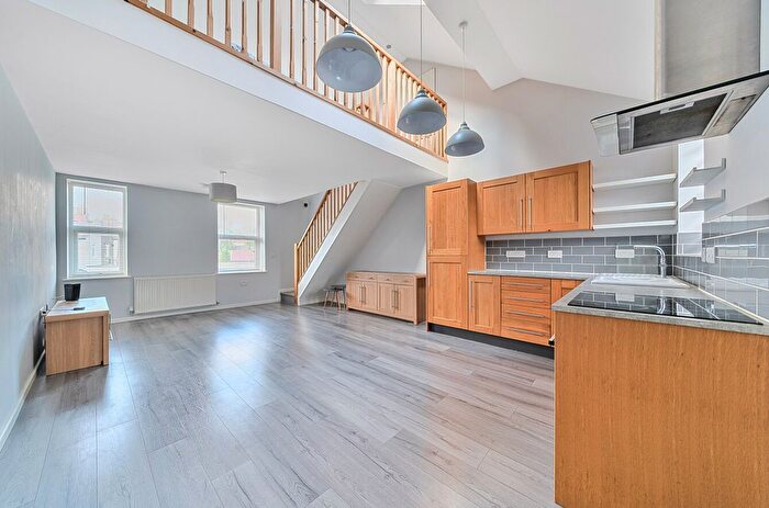3 Bedroom Terraced House For Sale In Kingshill Road, Old Town, Swindon, Wiltshire, SN1