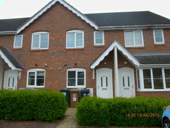 2 Bedroom Town House To Rent In Warren Hill, Newhall, Swadlincote, Derbyshire, DE11